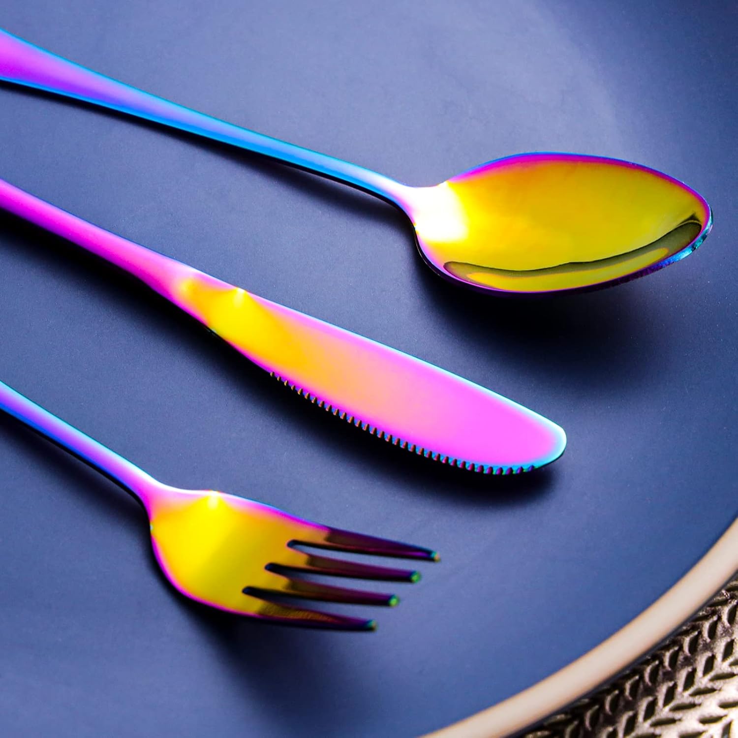 Portable Utensils Set with Case, 4pcs Stainless Steel Reusable Silverware for Lunch Camping School Picnic Workplace Travel, Lunch Box Includ Fork Spoon Knife,Easy to clean,Dishwasher Safe(Rainbow)