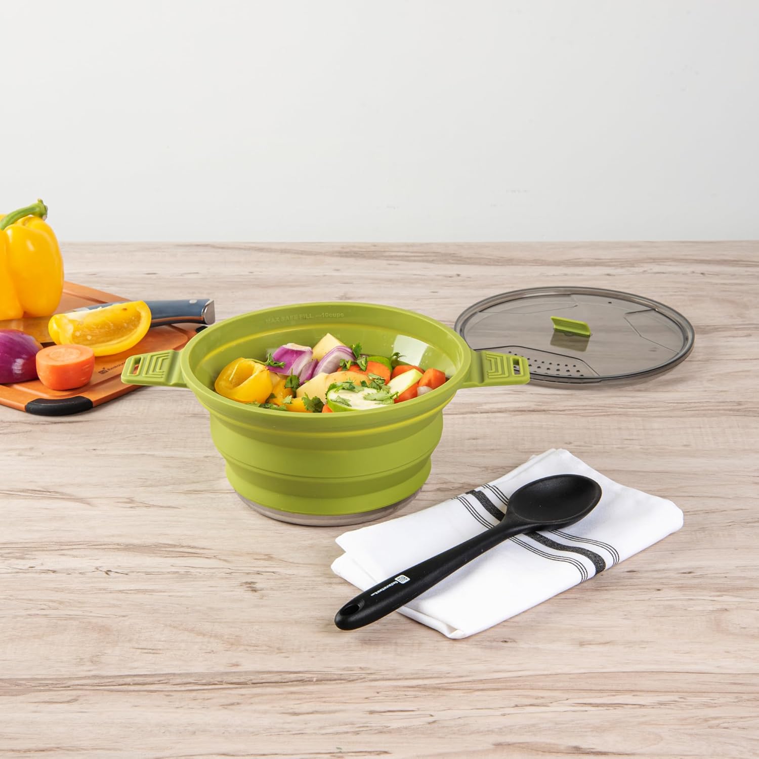 Restaurantware-Hi Tek 2.5 Liter Collapsible Camping Pot, 1 Portable Cook Pot - With Lid, Stainless Steel Bottom, Silicone Camping Cookware, For Travel Or Outdoor Hiking- Restaurantware