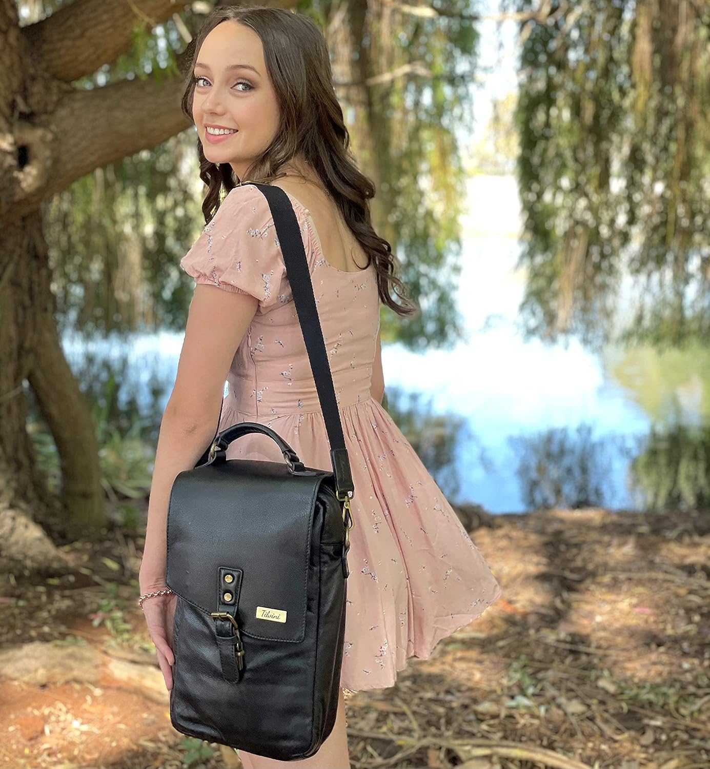 Leather Wine Bag & Wine Tumblers Set. Wine Gifts For Men Birthday. Leather Wine Carrier. Unique Insulated Cooler Bag Bottle Carrier. Wine Tote Bags For Travel Beach. Wine Lovers Picnic Idea