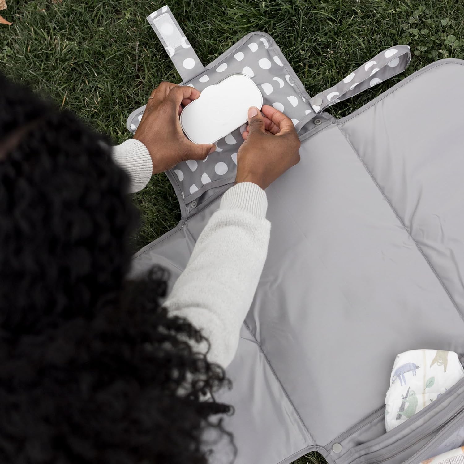 Tiny Twinkle Portable Diaper Changing Pad-Foldable Waterproof Changing Mat&Portable Changing Pad for Travel,Baby Changing Station with Smart Wipes Pocket&Storage (Luna)