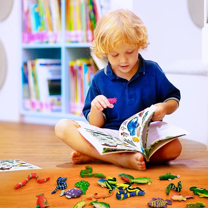 10PCS Sea Animal Figurines Bath Toys, Color Changing Ocean Fish Toys, Stretchy Realistic Animal Set, for Kids 3 and Up, for Themed Parties, Cake Topper, Classroom Rewards, Goodie Bag Filler-BubblyBeeBaby