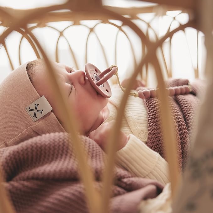 Heritage Knit Organic Cotton Receiving Swaddle Blanket for Girls - 100% Luxury Organic Cotton Knit Warm Cozy Crib Quilt Swaddle Blanket for Newborns Infants Babies & Toddlers (0-2Yrs - Sugar Plum)-BubblyBeeBaby